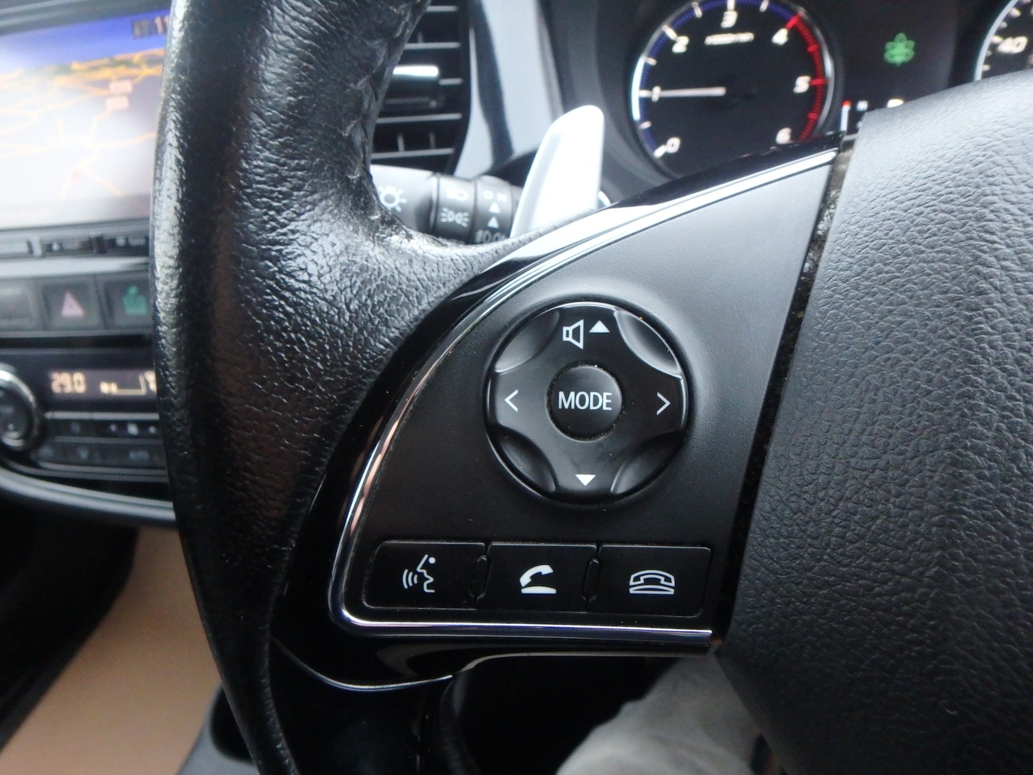 Used Mitsubishi Outlander 2016 for sale - 76918726: Photo 26