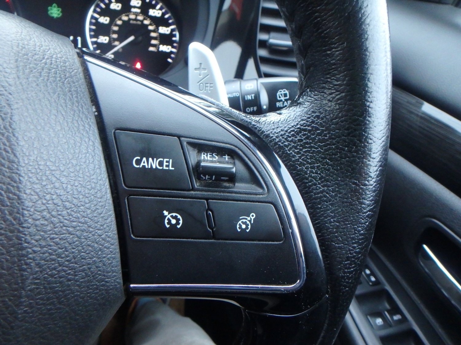 Used Mitsubishi Outlander 2016 for sale - 76918726: Photo 27