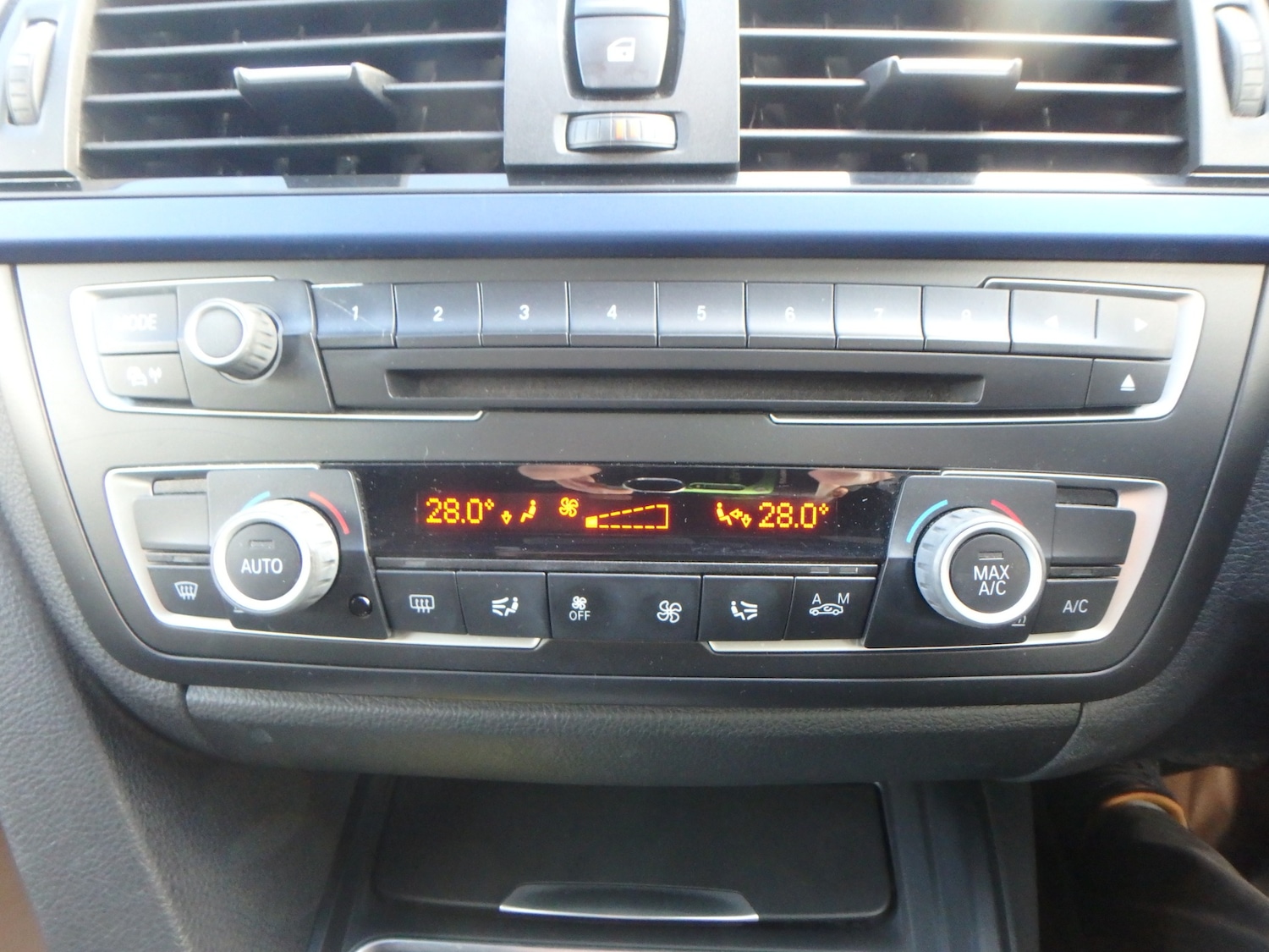 Used BMW 3 Series 2024 for sale - 76391949: Photo 22