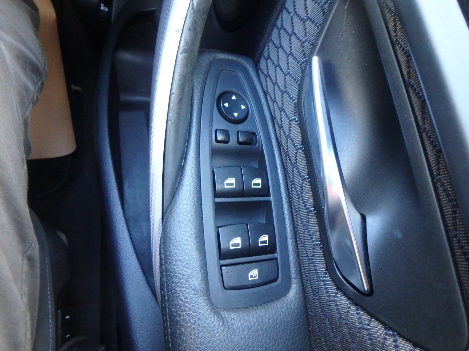 Used BMW 3 Series 2024 for sale - 76391949: Photo 27