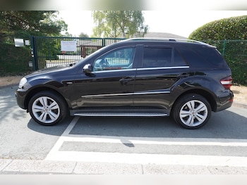 Used Mercedes-Benz M Class 2009 for sale - 79340801: Photo