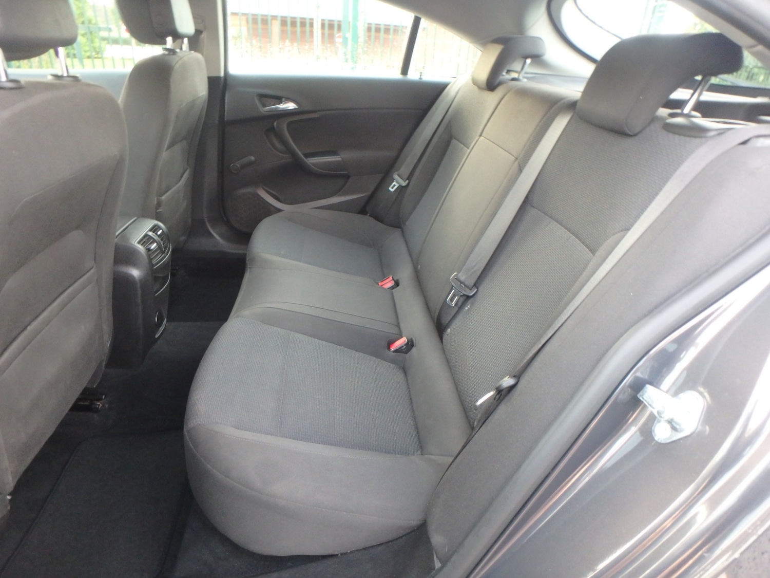 Used Vauxhall Insignia 2014 for sale - 76946748: Photo 12