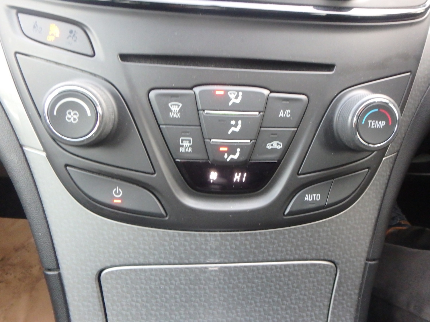 Used Vauxhall Insignia 2014 for sale - 76946748: Photo 17