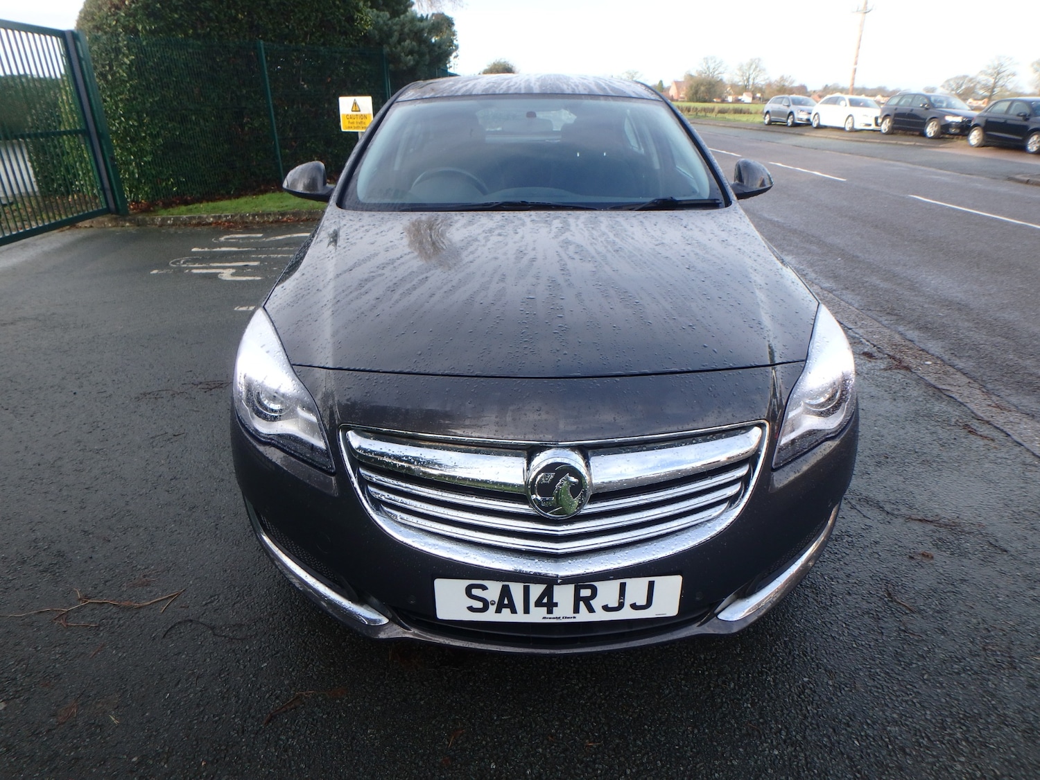 Used Vauxhall Insignia 2014 for sale - 76946748: Photo 2