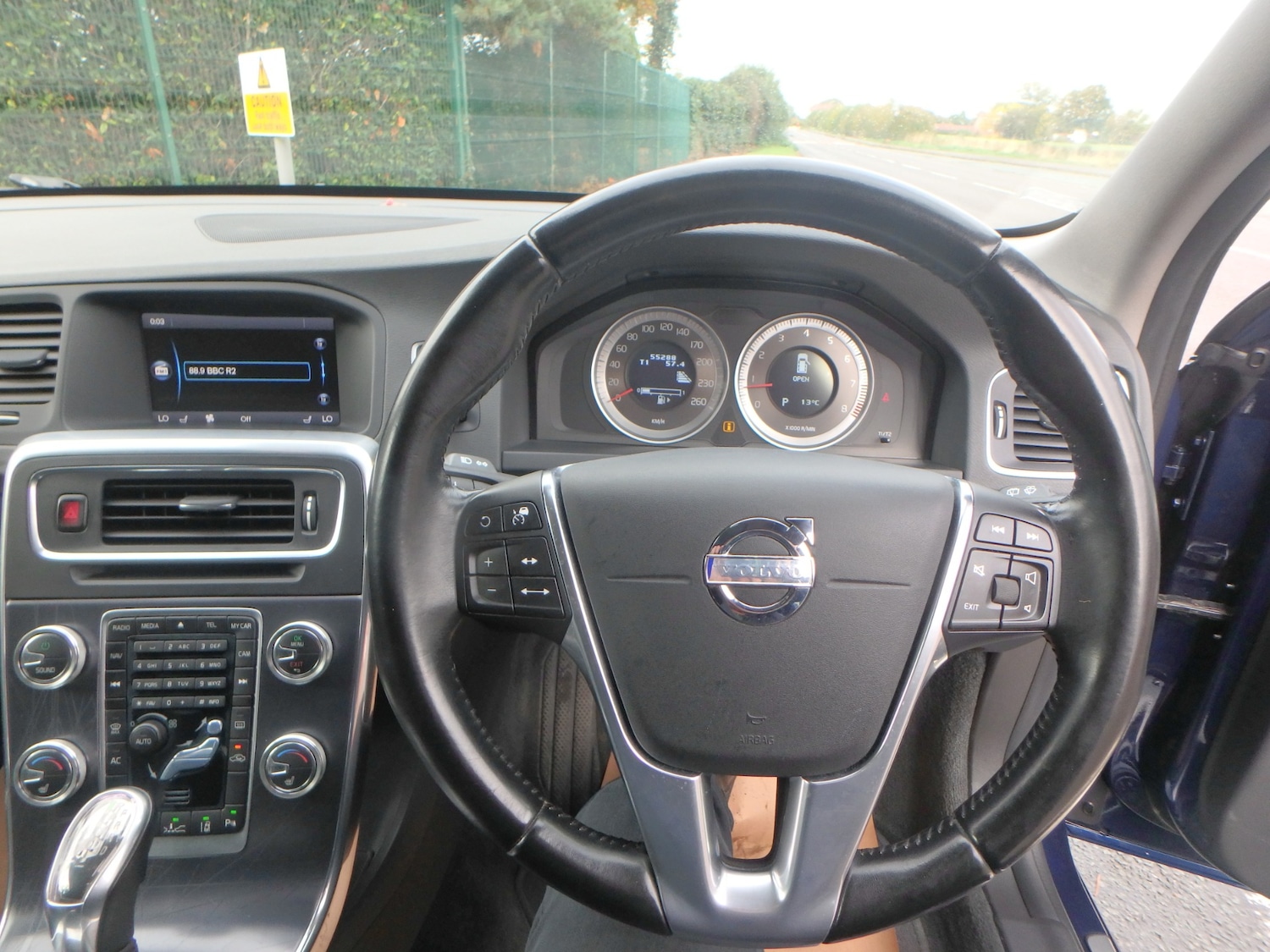 Used Volvo V60 2012 for sale - 76320485: Photo 16