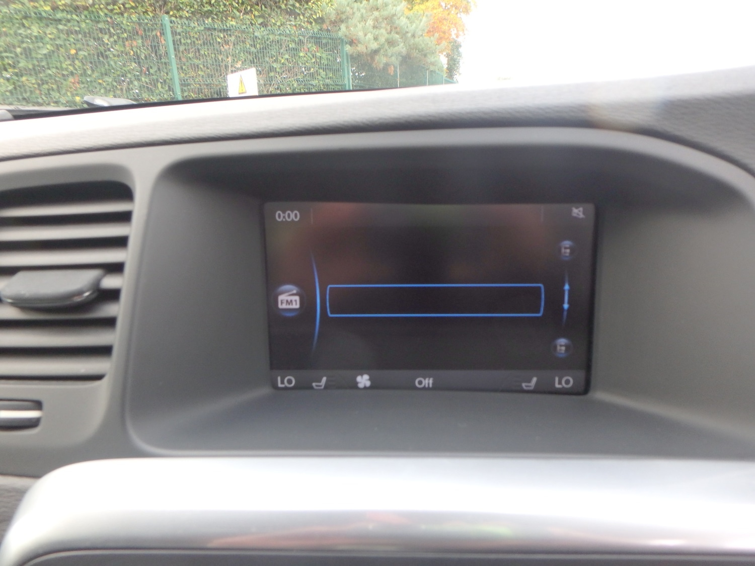 Used Volvo V60 2012 for sale - 76320485: Photo 17