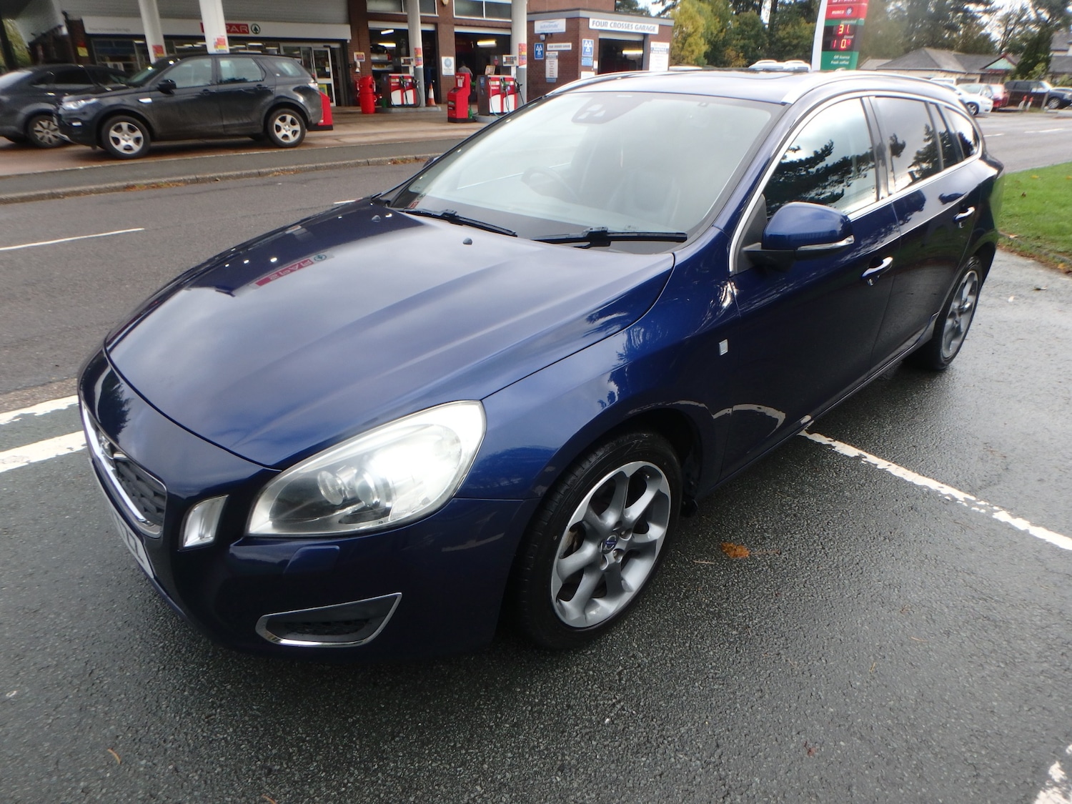 Used Volvo V60 2012 for sale - 76320485: Photo 3