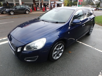 Used Volvo V60 2012 for sale - 76320485: Photo