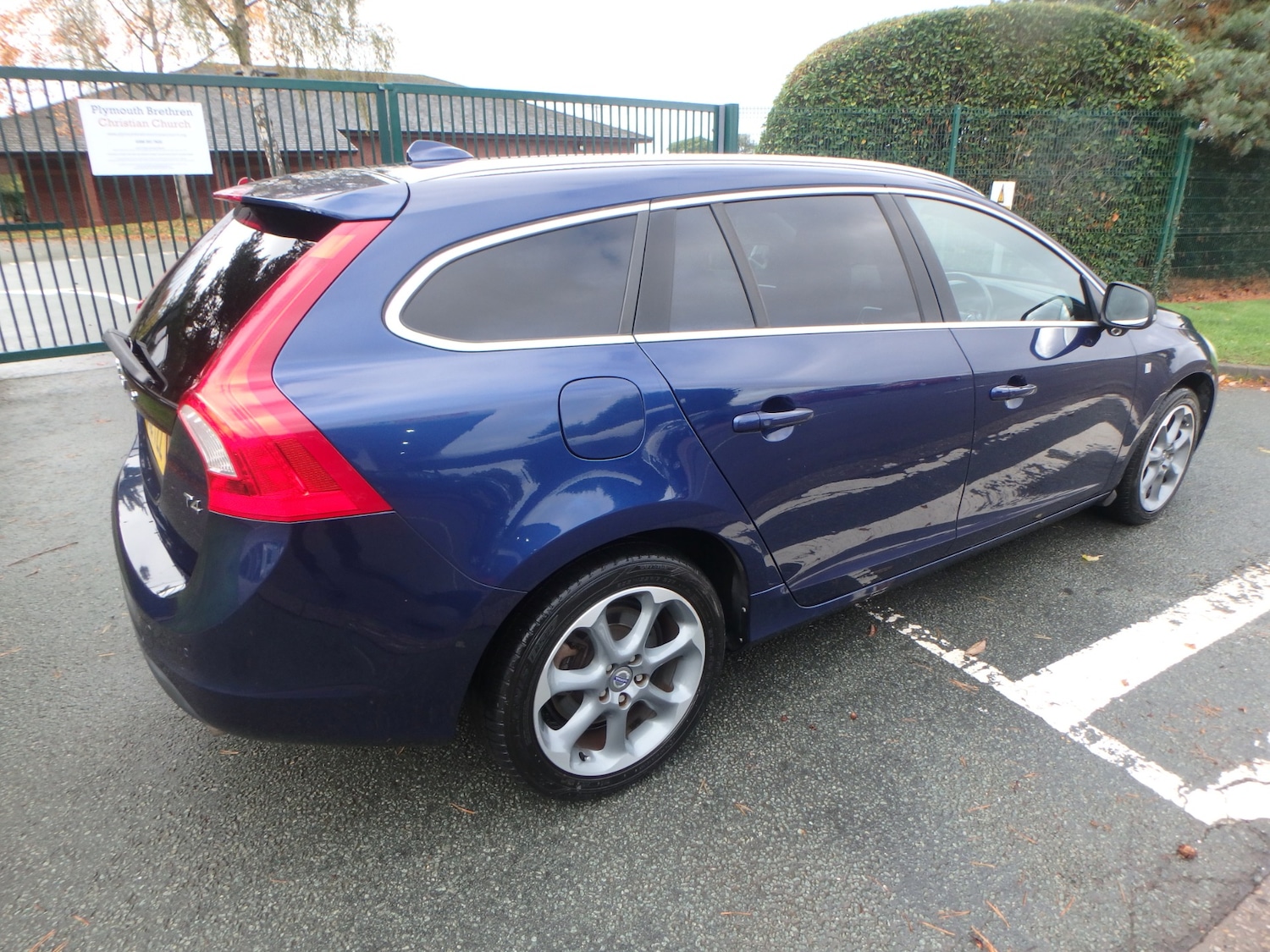 Used Volvo V60 2012 for sale - 76320485: Photo 7
