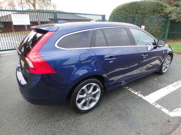 Used Volvo V60 2025 for sale - 76320485: Photo 7