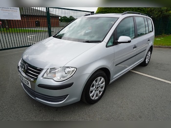 Used Volkswagen Touran 2008 for sale - 78655360: Photo