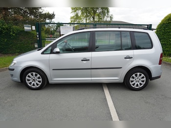 Used Volkswagen Touran 2008 for sale - 78655360: Photo