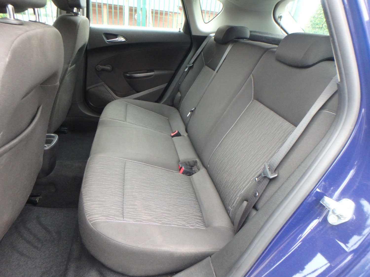 Used Vauxhall Astra 2013 for sale - 76422464: Photo 12