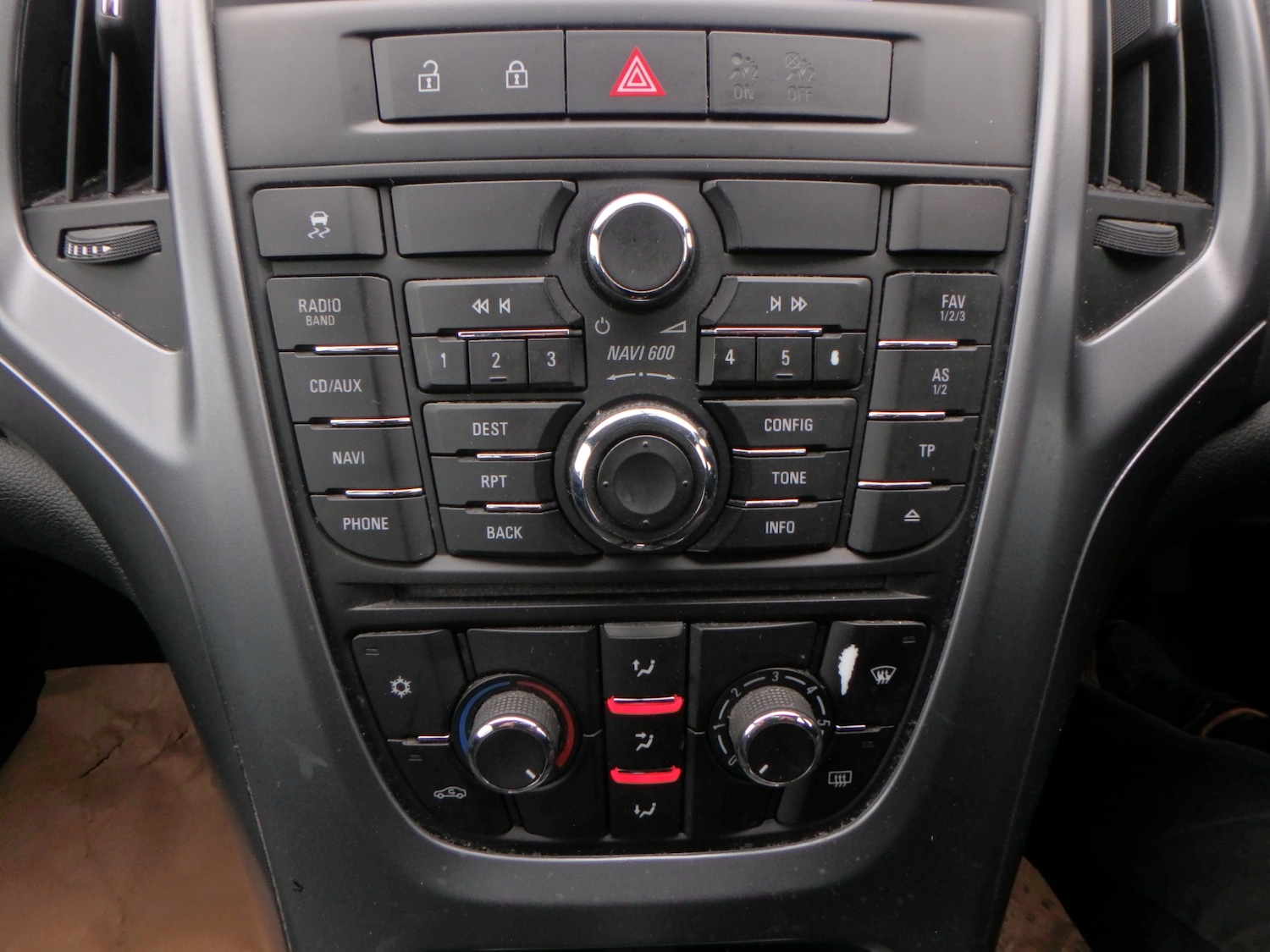 Used Vauxhall Astra 2013 for sale - 76422464: Photo 17