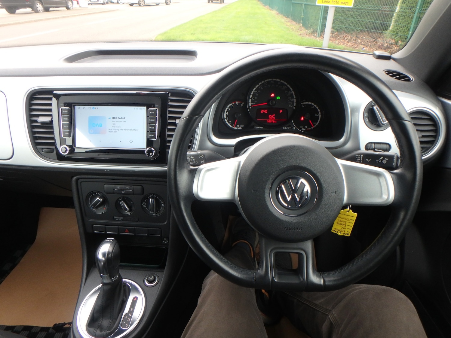 Used Volkswagen Beetle 2012 for sale - 77732341: Photo 25