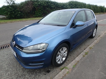 Used Volkswagen Golf  for sale - 74984357: Photo