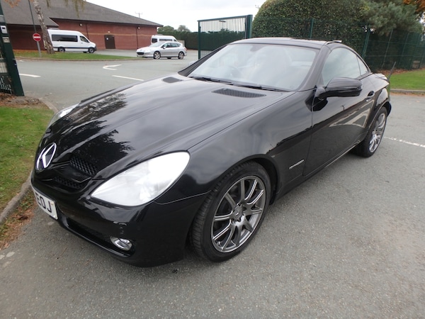 Used Mercedes-Benz SLK 2009 for sale - 76302594: Photo 3