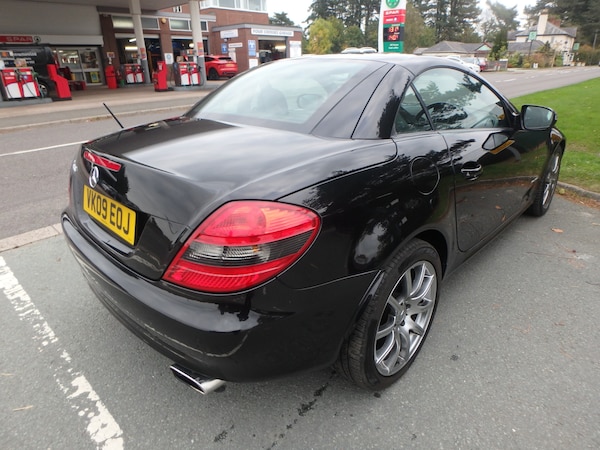 Used Mercedes-Benz SLK 2009 for sale - 76302594: Photo 7