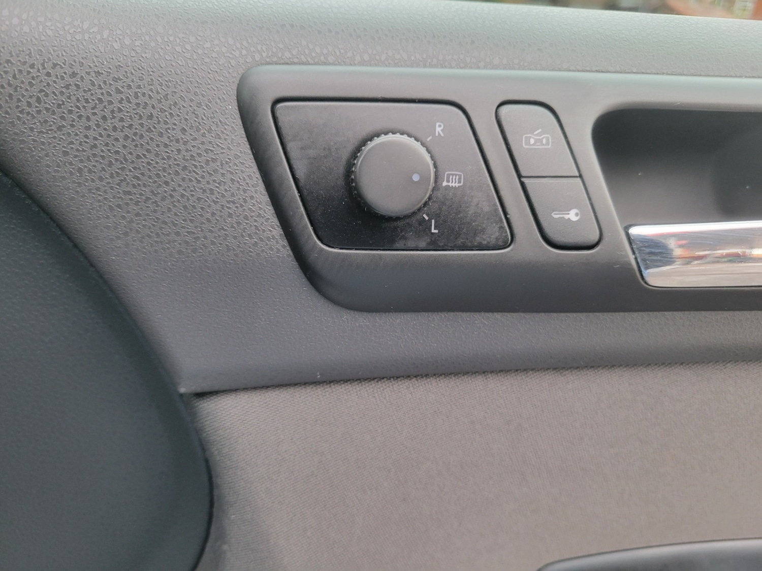 Used Volkswagen Polo 2008 for sale - 77114266: Photo 27