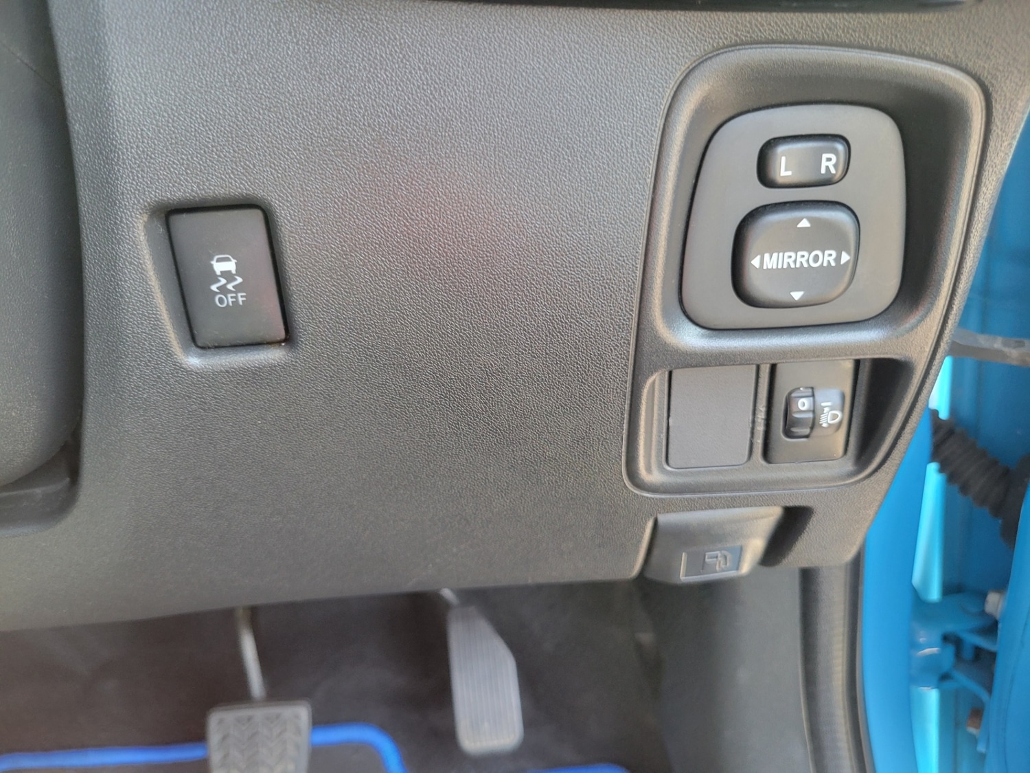 Vehicle 35