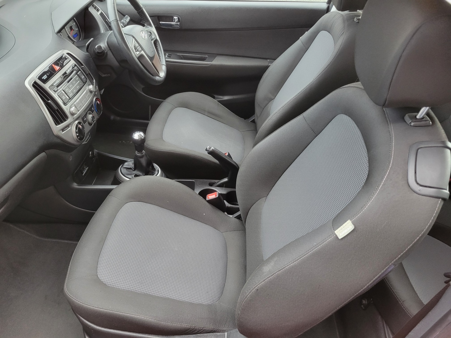 Used Hyundai i20 2013 for sale - 78053963: Photo 12