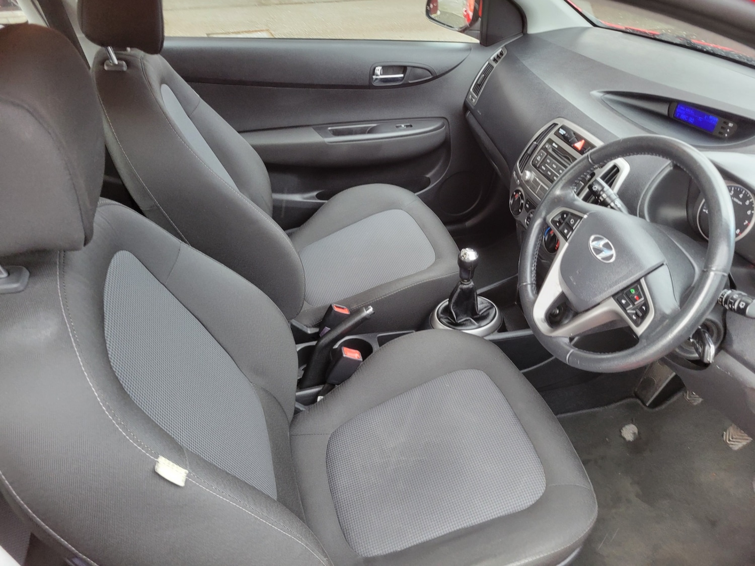 Used Hyundai i20 2013 for sale - 78053963: Photo 7