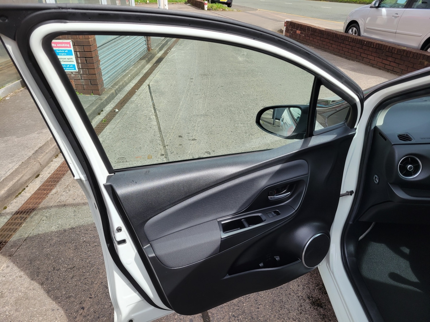 Used Toyota Yaris 2019 for sale - 78027485: Photo 26