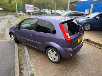 Used Ford Fiesta 2006 for sale - 78290390: Photo