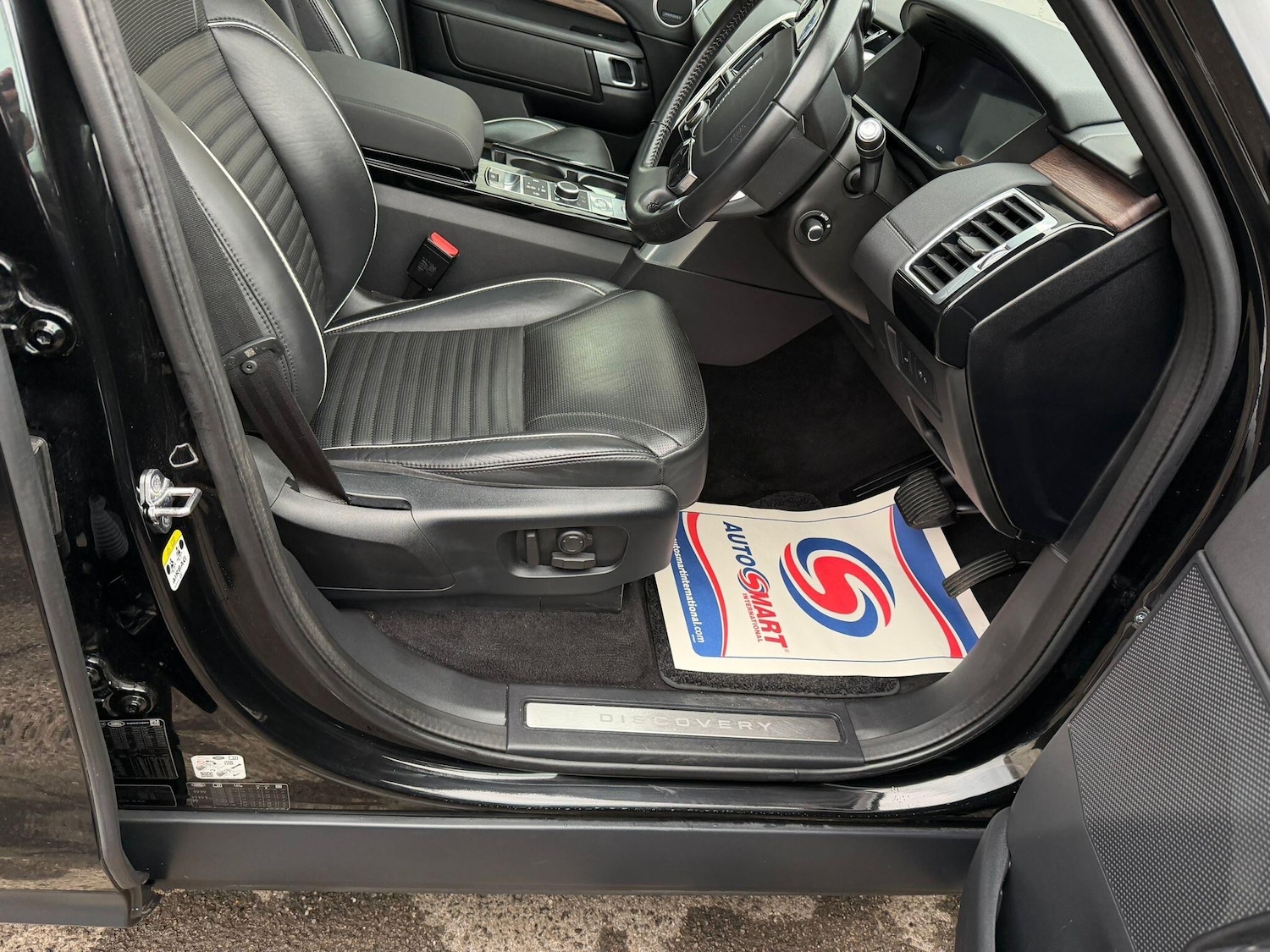 Used Land Rover Discovery 2019 for sale - 77425891: Photo 18