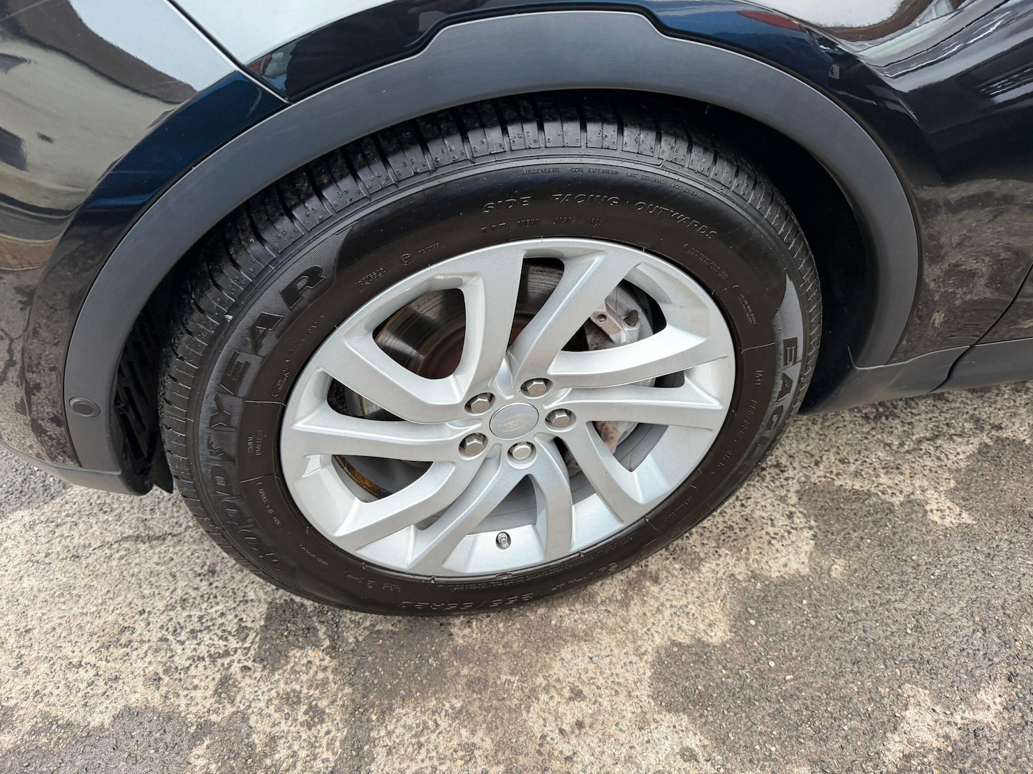 Used Land Rover Discovery 2019 for sale - 77425891: Photo 39