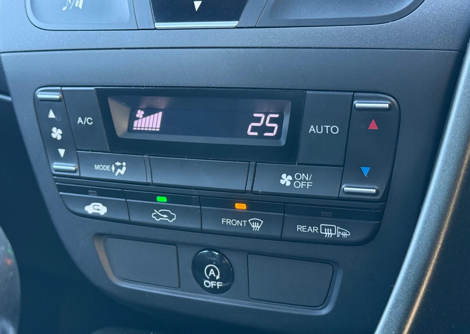 Used Honda Civic 2013 for sale - 76633594: Photo 17