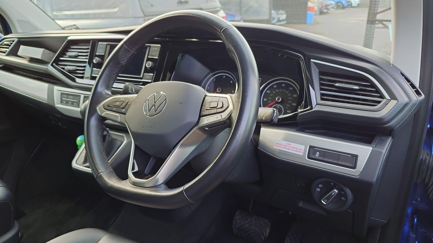 Used Volkswagen Caravelle 2021 for sale - 77237593: Photo 8