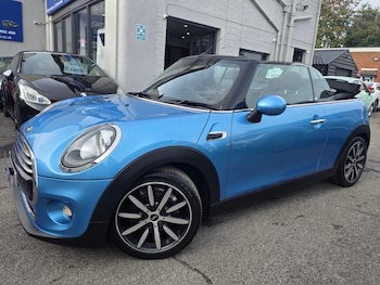 Used MINI Convertible 2016 for sale - 76995251: Photo