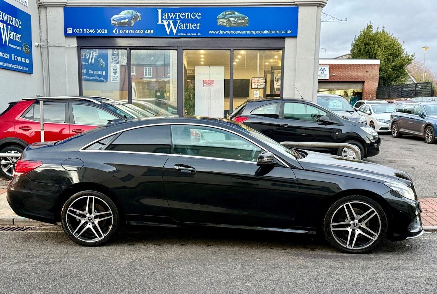 Used Mercedes-Benz E Class 2015 for sale - 76702118: Photo 1