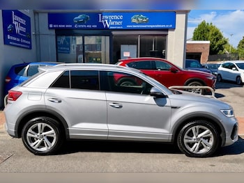 Used Volkswagen T-Roc 2022 for sale - 79337139: Photo