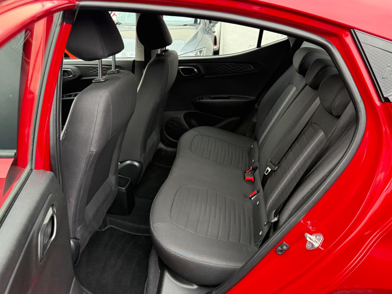 Used Hyundai i10 2023 for sale - 76771897: Photo 13