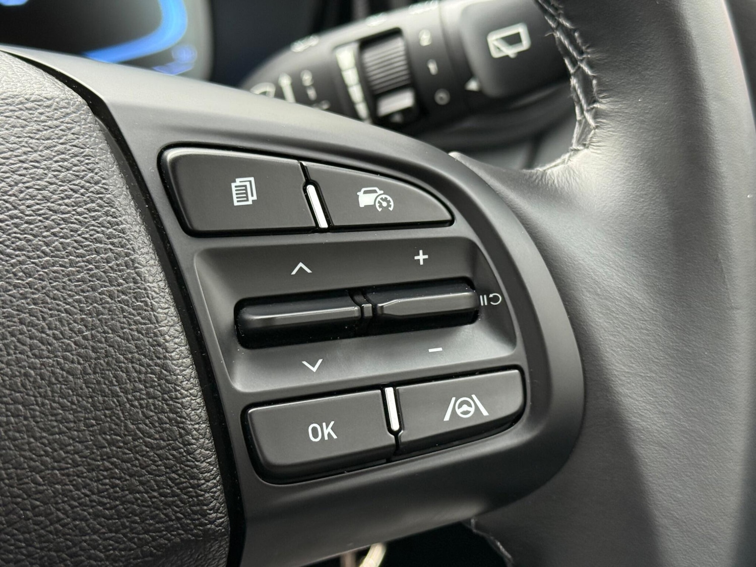 Used Hyundai i10 2023 for sale - 76771897: Photo 22