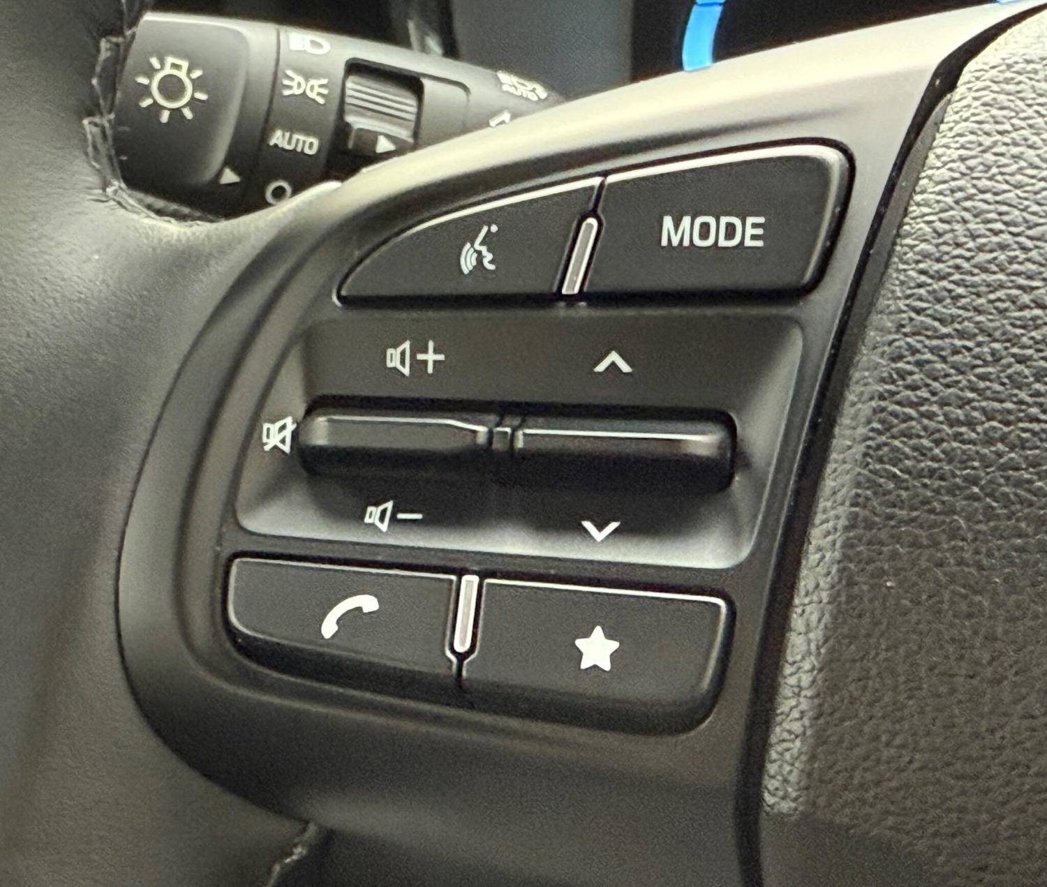 Used Hyundai i10 2023 for sale - 76771897: Photo 23