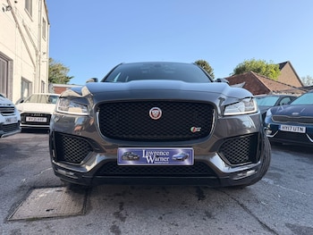 Used Jaguar F-Pace 2016 for sale - 75769338: Photo