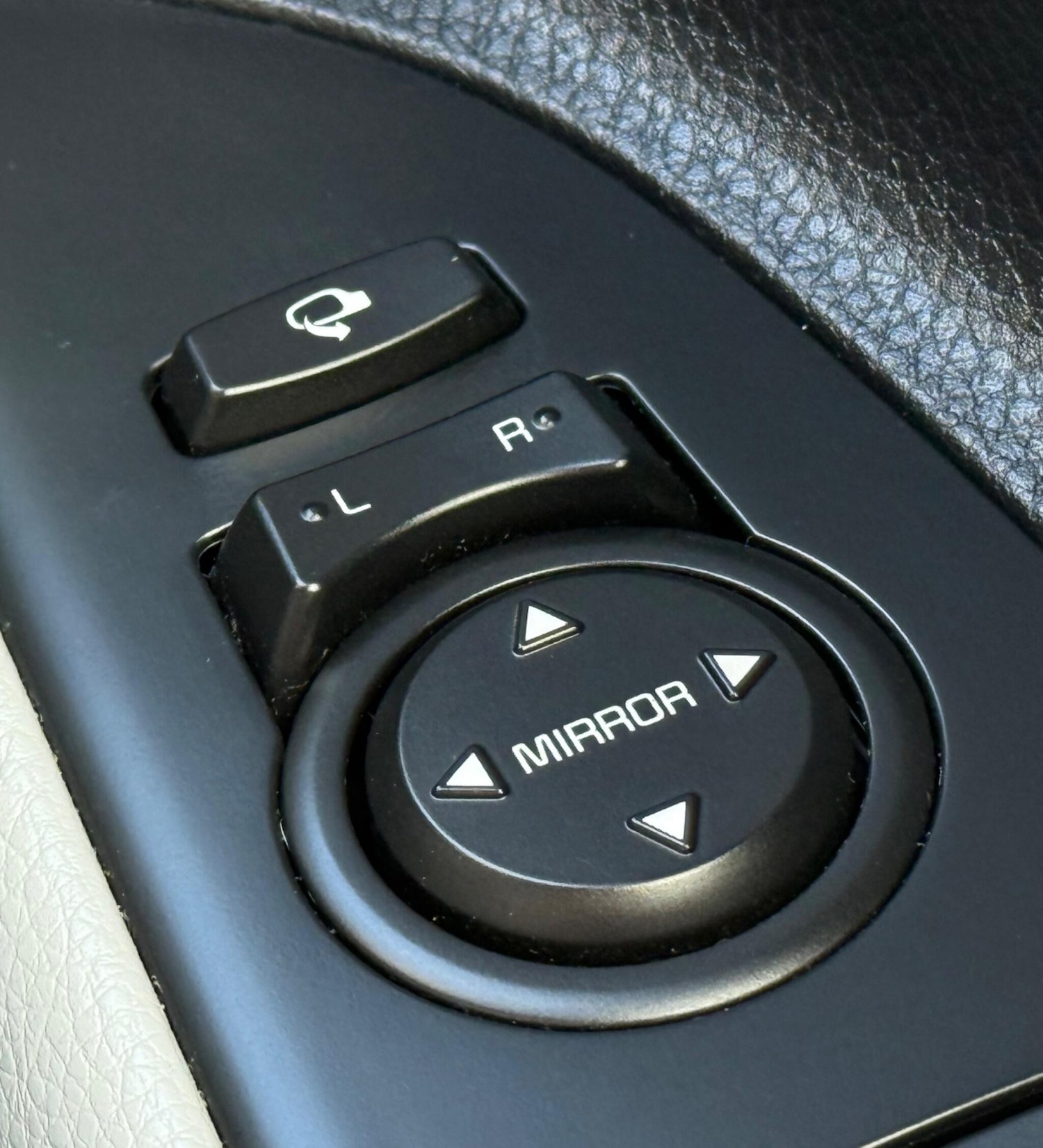 Used Kia Stonic 2018 for sale - 76572070: Photo 29