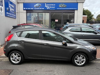 Used Ford Fiesta 2015 for sale - 75707495: Photo