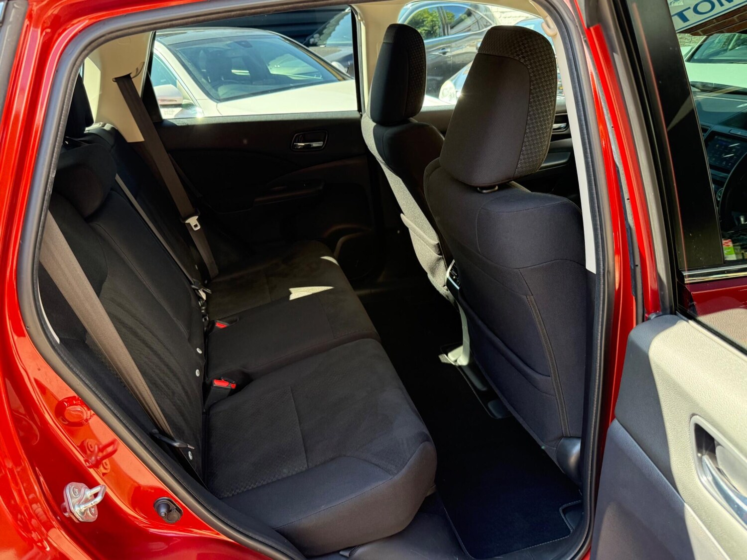 Used Honda CR-V 2017 for sale - 76573160: Photo 13