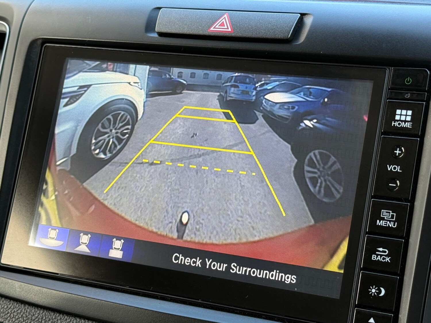 Used Honda CR-V 2017 for sale - 76573160: Photo 17