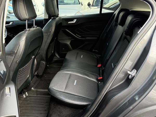 Used Ford Focus 2019 for sale - 76108448: Photo 17