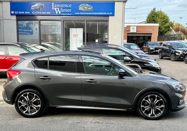 Used Ford Focus 2019 for sale - 76108448: Photo 1
