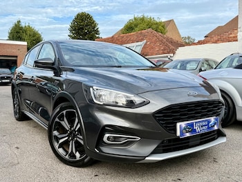 Used Ford Focus 2019 for sale - 76108448: Photo 3
