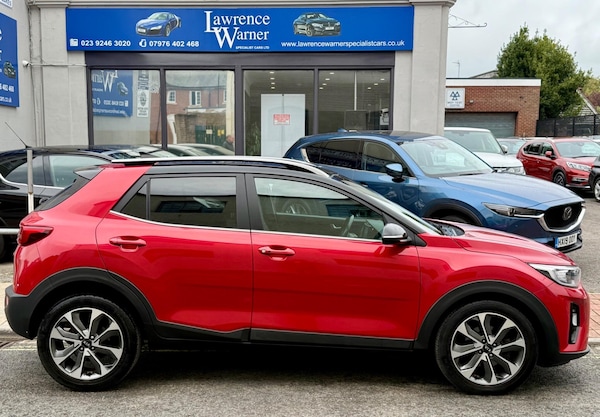 Used Kia Stonic 2018 for sale - 76020472: Photo 1