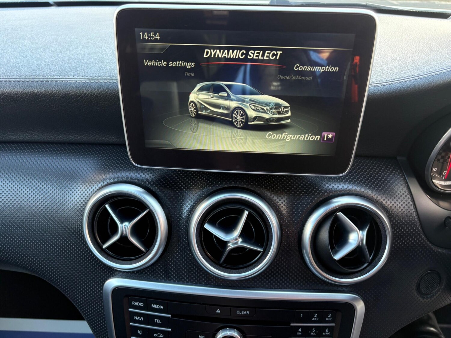 Used Mercedes-Benz A-Class 2016 for sale - 77839312: Photo 34