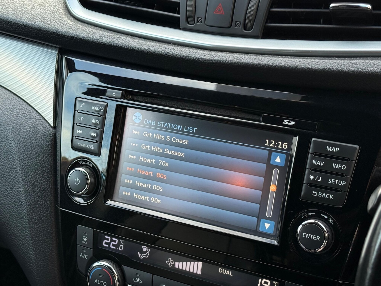 Used Nissan Qashqai for sale - 76572640: Photo 24