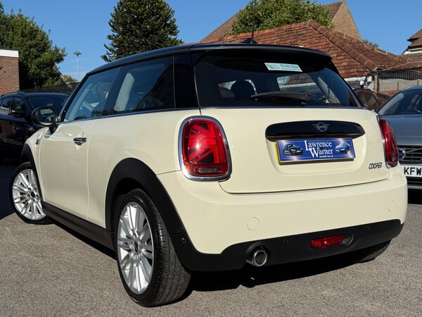 Used MINI Hatch 2018 for sale - 76123111: Photo 7